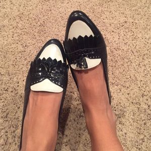 Impecable Leather Tassel Loafers